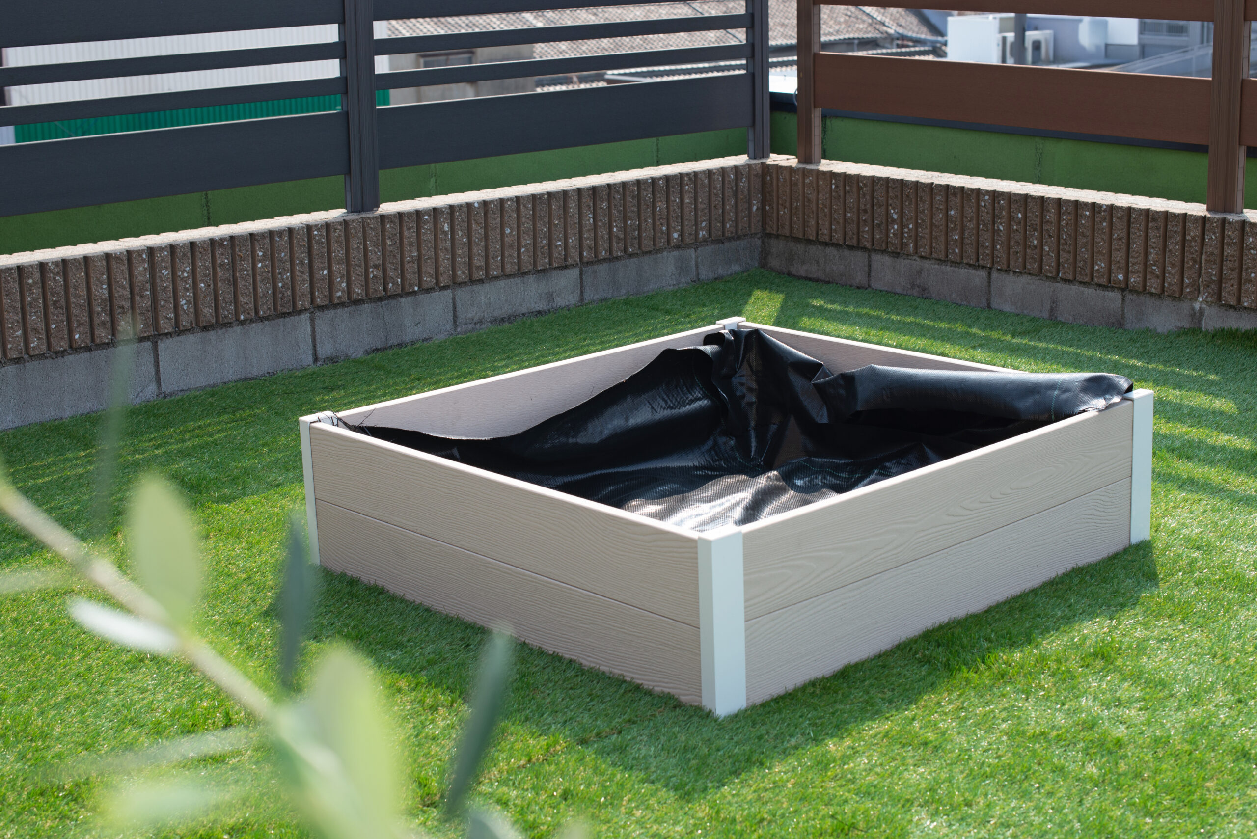 レイズドベッド、屋上、小さな庭