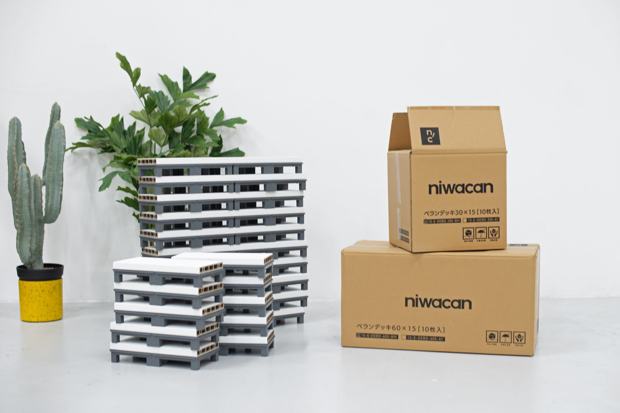 「ベランデッキ」工具いらずで完成！簡単設置方法