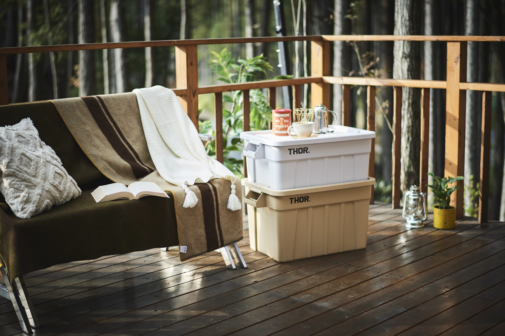 敷くだけじゃない！「ウールラグ」と過ごす、冬のリラックスタイム