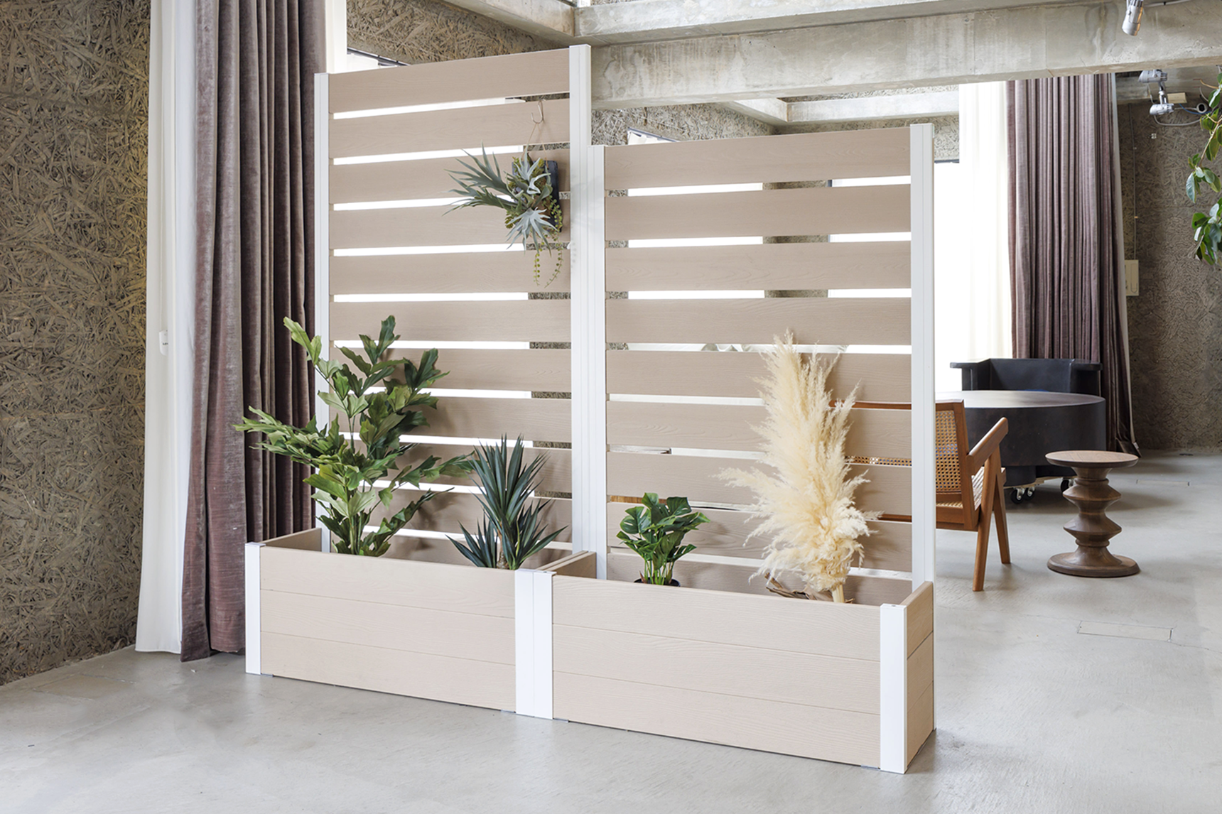 プランターフェンス,玄関